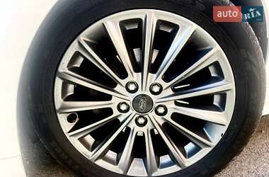 Хетчбек Ford Focus 2018 в 