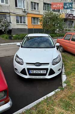 Хэтчбек Ford Focus 2013 в 