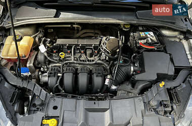 Седан Ford Focus 2014 в 