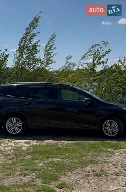 Універсал Ford Focus 2011 в 