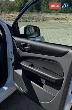 Хэтчбек Ford Focus 2008 в 