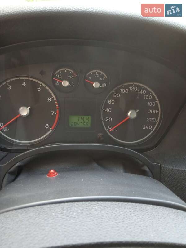 Хетчбек Ford Focus 2006 в Харкові