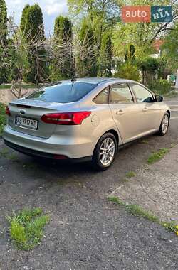 Седан Ford Focus 2016 в 