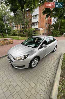 Седан Ford Focus 2016 в 