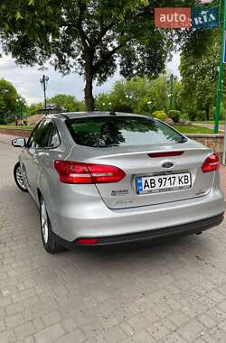Седан Ford Focus 2016 в 