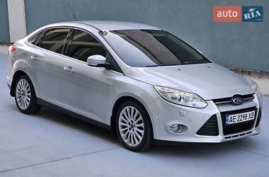 Седан Ford Focus 2011 в 