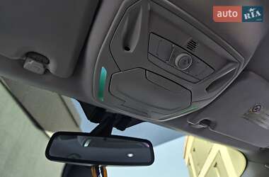 Седан Ford Focus 2011 в 
