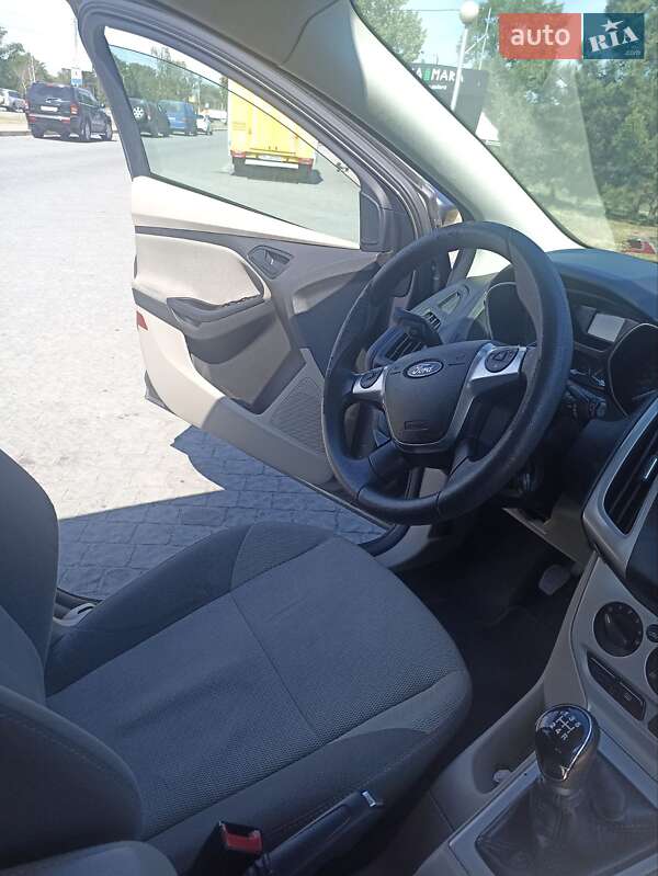 Хэтчбек Ford Focus 2011 в Запорожье
