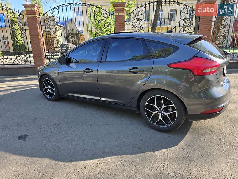 Седан Ford Focus 2017 в Одессе