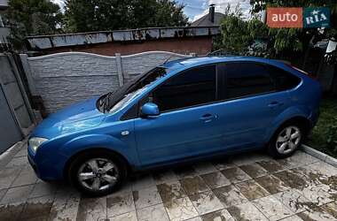 Хэтчбек Ford Focus 2004 в 