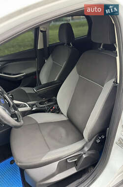 Универсал Ford Focus 2014 в 