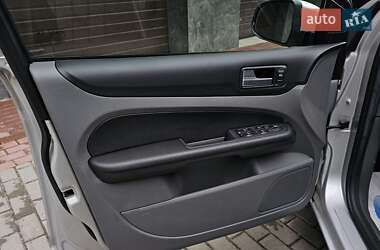 Универсал Ford Focus 2009 в 