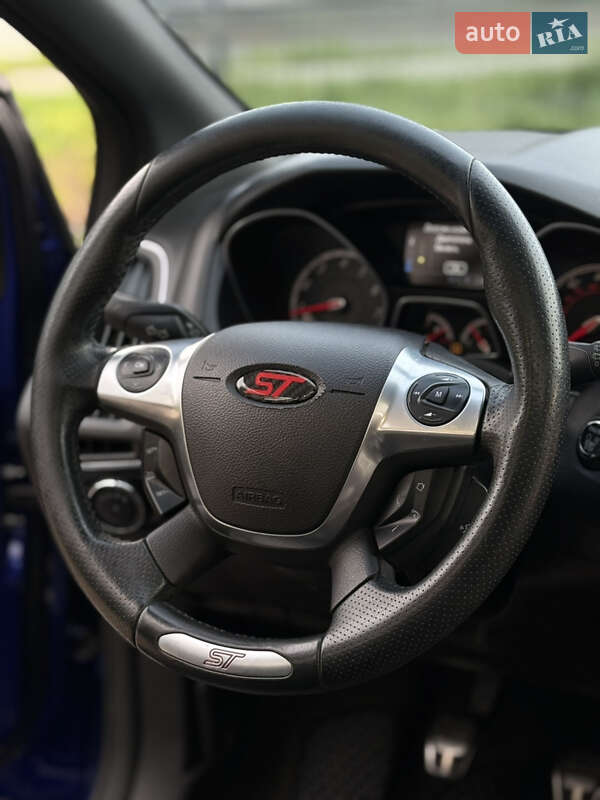 Хетчбек Ford Focus 2013 в Києві