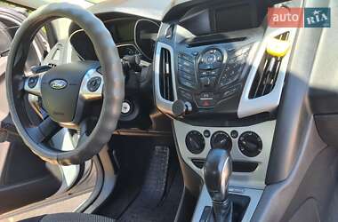 Седан Ford Focus 2014 в 