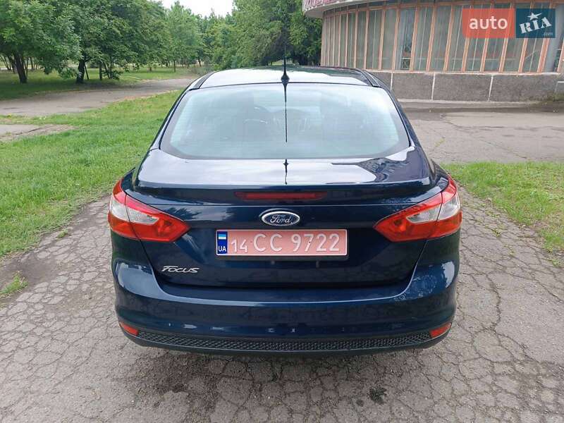 Седан Ford Focus 2011 в Первомайске