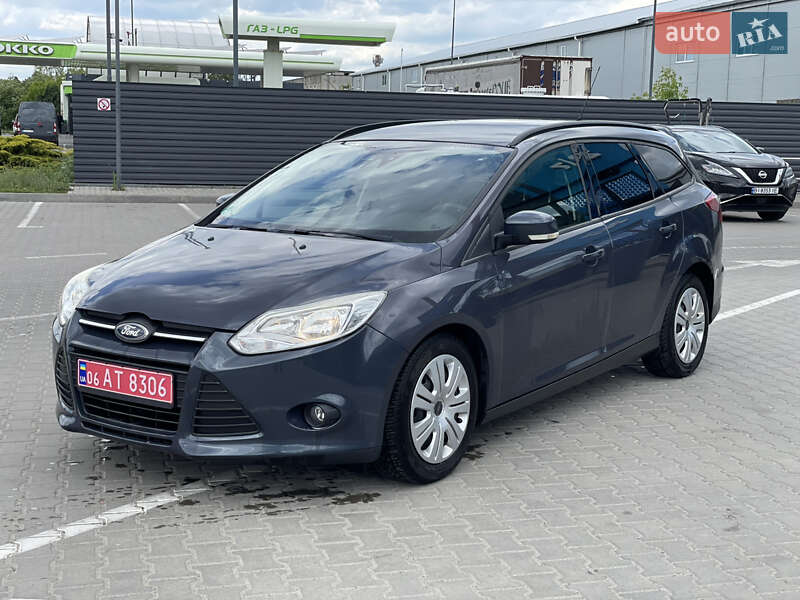 Универсал Ford Focus 2011 в 