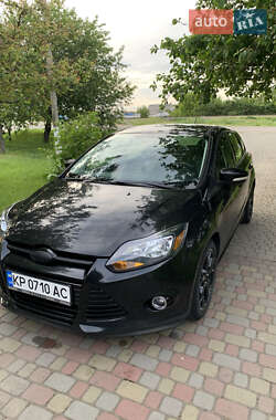 Хэтчбек Ford Focus 2013 в 