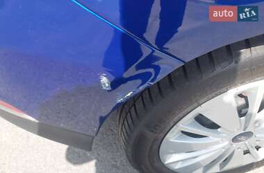 Хэтчбек Ford Focus 2015 в 