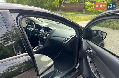 Хэтчбек Ford Focus 2014 в 