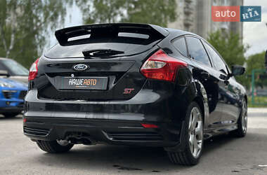 Хэтчбек Ford Focus 2014 в 