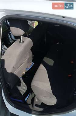 Хэтчбек Ford Focus 2014 в 