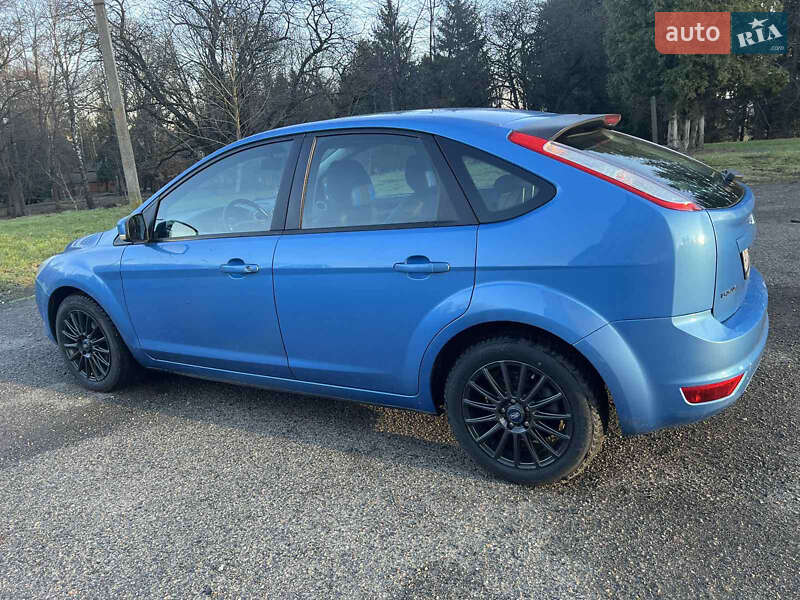 Хэтчбек Ford Focus 2011 в Ивано-Франковске