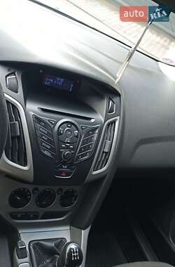 Универсал Ford Focus 2011 в 