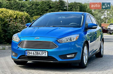 Хэтчбек Ford Focus 2015 в 