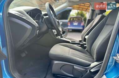 Хэтчбек Ford Focus 2015 в 