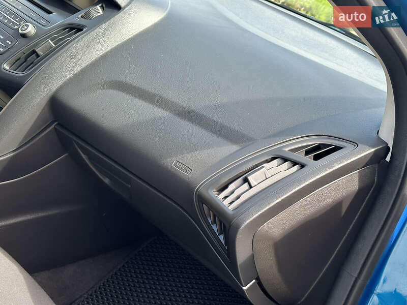 Хэтчбек Ford Focus 2015 в Одессе