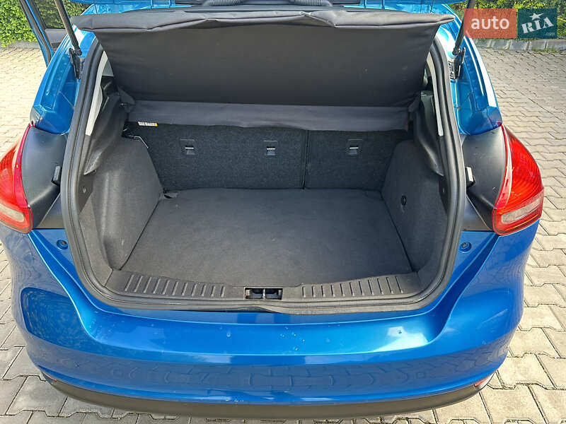 Хэтчбек Ford Focus 2015 в Одессе