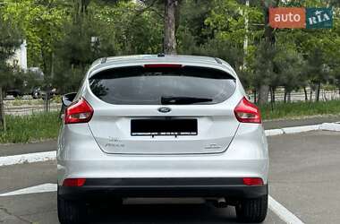 Хетчбек Ford Focus 2014 в 
