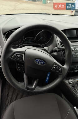 Хэтчбек Ford Focus 2017 в 