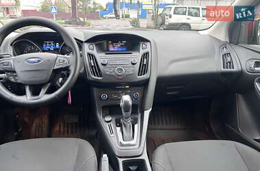 Седан Ford Focus 2015 в 