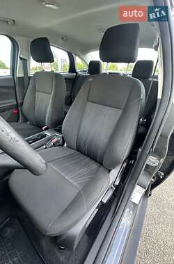 Седан Ford Focus 2015 в 