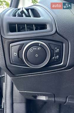 Седан Ford Focus 2015 в 