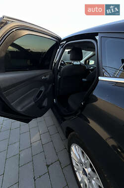 Хэтчбек Ford Focus 2014 в 