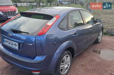 Хэтчбек Ford Focus 2006 в 