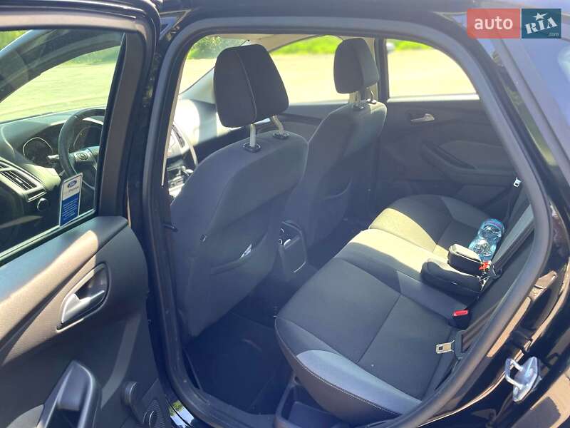 Седан Ford Focus 2012 в Павлограде