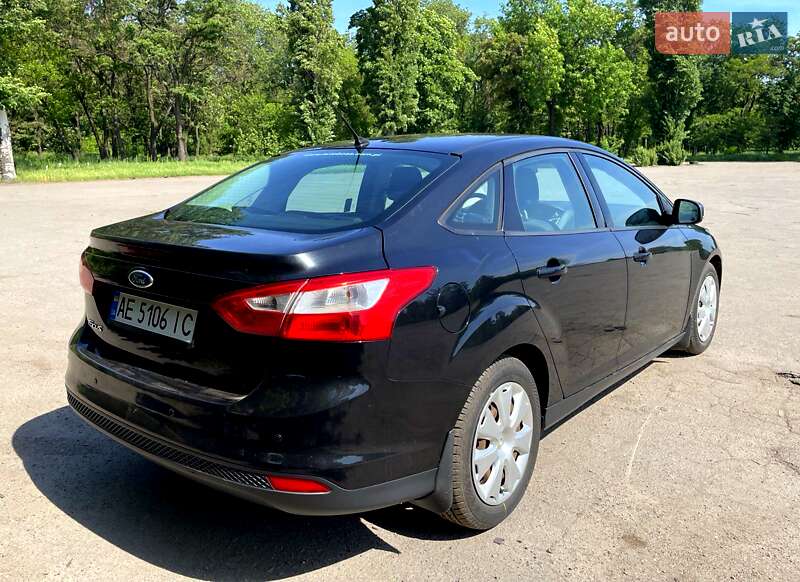 Седан Ford Focus 2012 в Павлограде