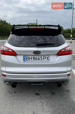 Универсал Ford Focus 2013 в 
