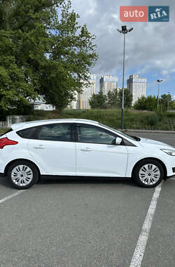 Хэтчбек Ford Focus 2017 в 