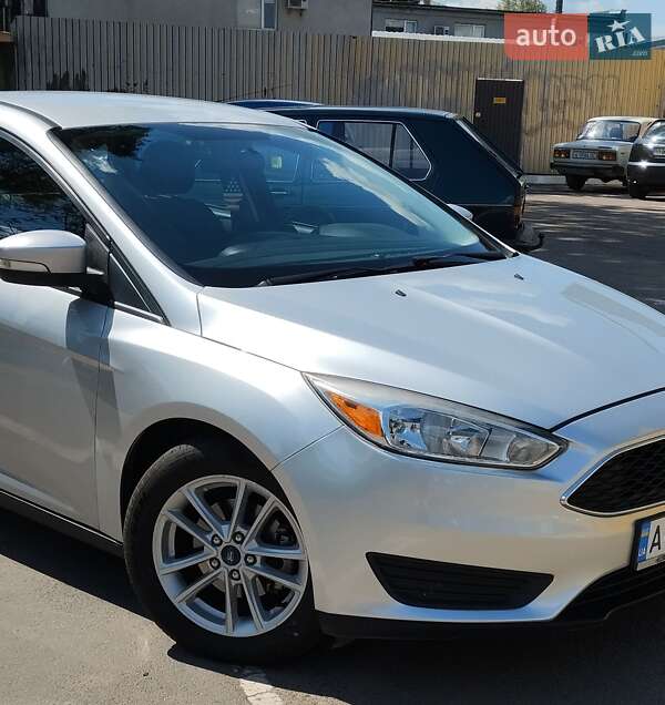 Седан Ford Focus 2017 в Ужгороді
