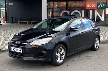 Хэтчбек Ford Focus 2014 в Киеве
