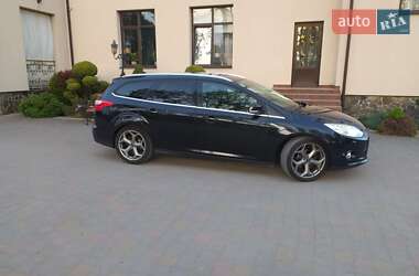 Универсал Ford Focus 2012 в 