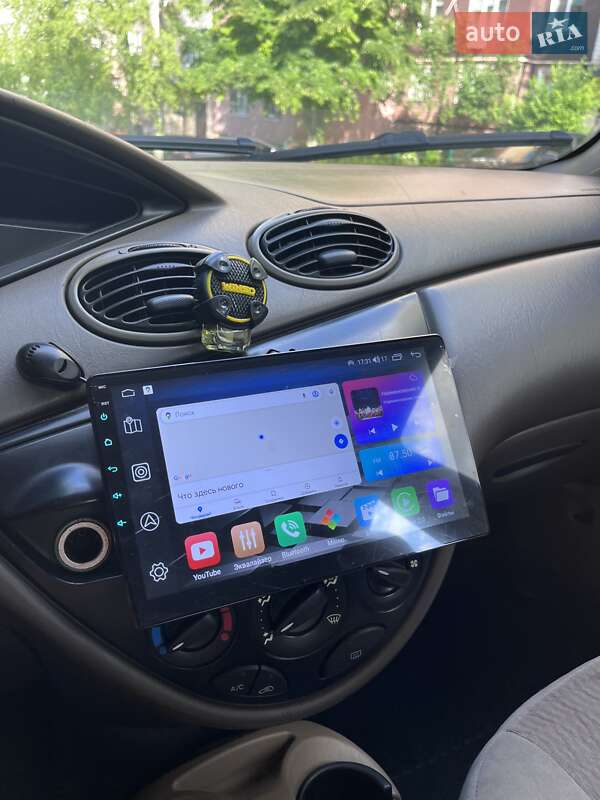 Седан Ford Focus 2001 в Дніпрі