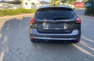 Хетчбек Ford Focus 2016 в 