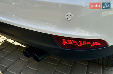 Хэтчбек Ford Focus 2015 в 