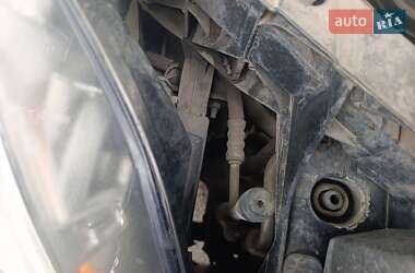 Хэтчбек Ford Focus 2011 в 