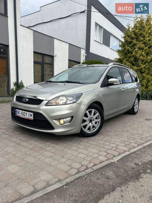 Універсал Ford Focus 2010 в 